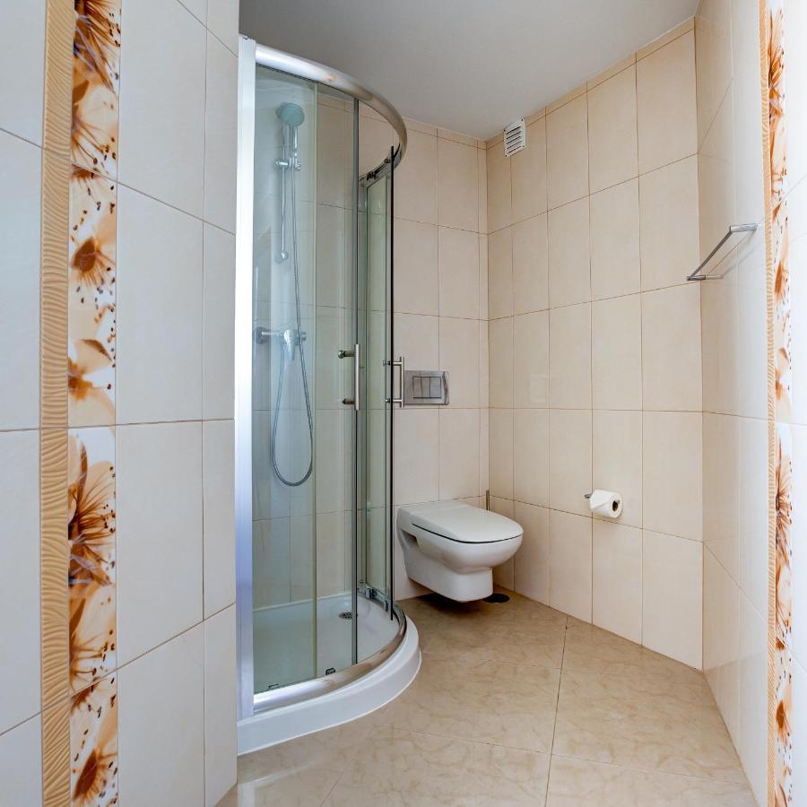 Two Bedroom Apartment With Rooftop Pool In Alvor Exterior foto
